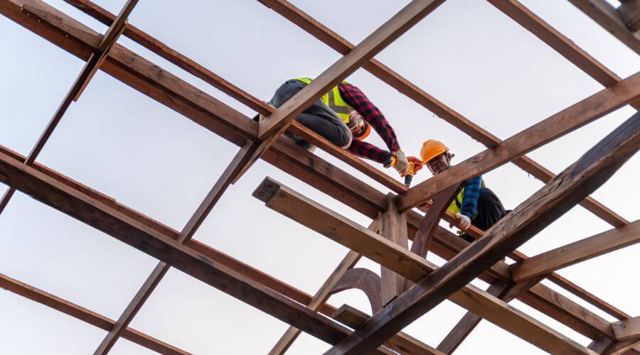 Expert Emergency Roof Repairs services in Rumford, ME